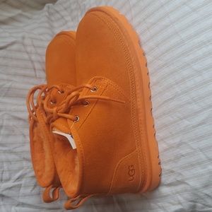 NEW! UGGS PLUSH TREADLIGHT Bootie Chukka Suede Lace up Men sz 7